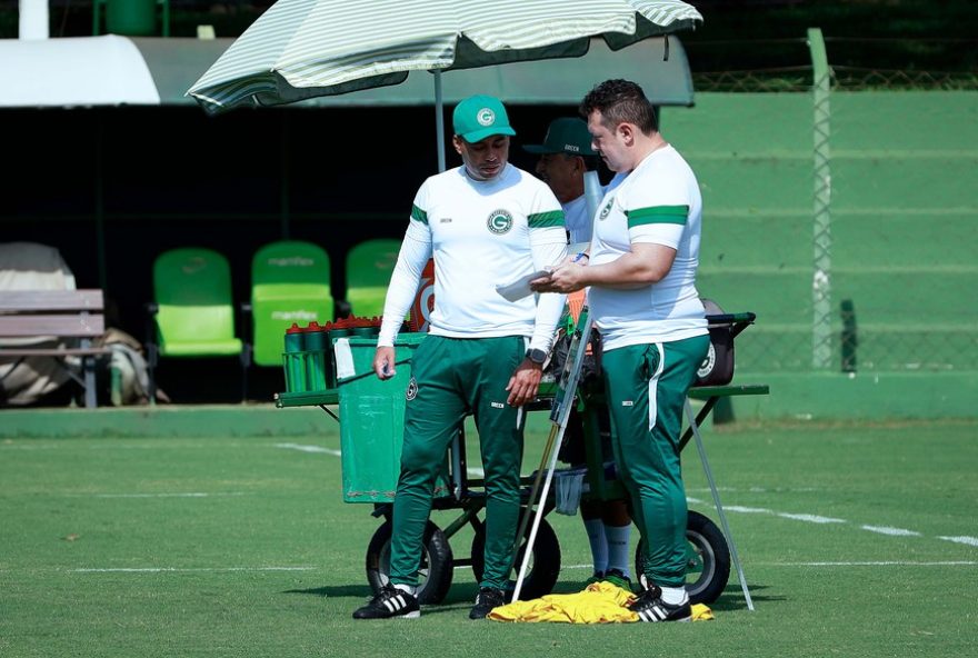 goias-busca-vitoria-decisiva-contra-inhumas-para-subir-na-tabela-do-campeonato-goiano