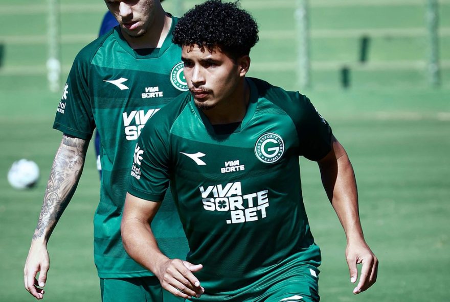goias-tera-retornos-importantes-para-enfrentar-o-botafogo-sp-na-serie-b3A-anselmo-ramon2C-pedrinho-e-lucas-ribeiro-fortalecem-equipe-de-mancini
