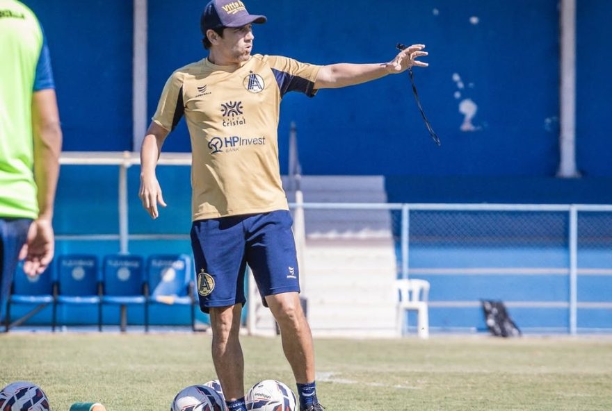 goiatuba-anuncia-lucio-flavio-como-novo-tecnico-para-reacao-no-campeonato-goiano goiatuba-anuncia-lucio-flavio-como-novo-tecnico-para-reacao-no-campeonato-goiano