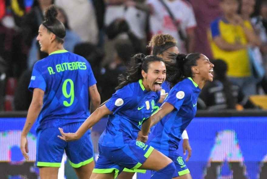 golaco-de-marta-na-final-da-copa-america-se-destaca-na-imprensa-internacional