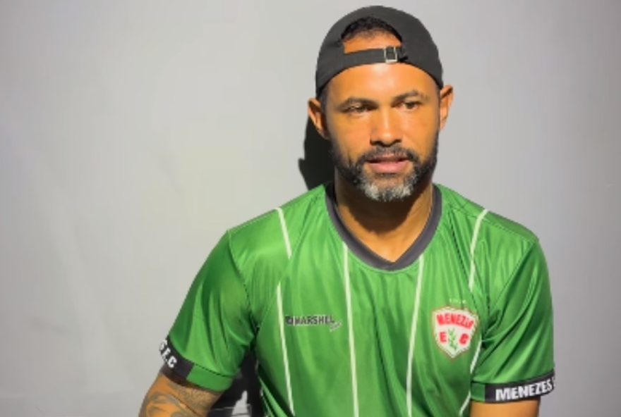 goleiro-bruno-e-contratado-pelo-menezes-esporte-clube-apos-revogacao-do-livramento-condicional goleiro-bruno-e-contratado-pelo-menezes-esporte-clube-apos-revogacao-do-livramento-condicional