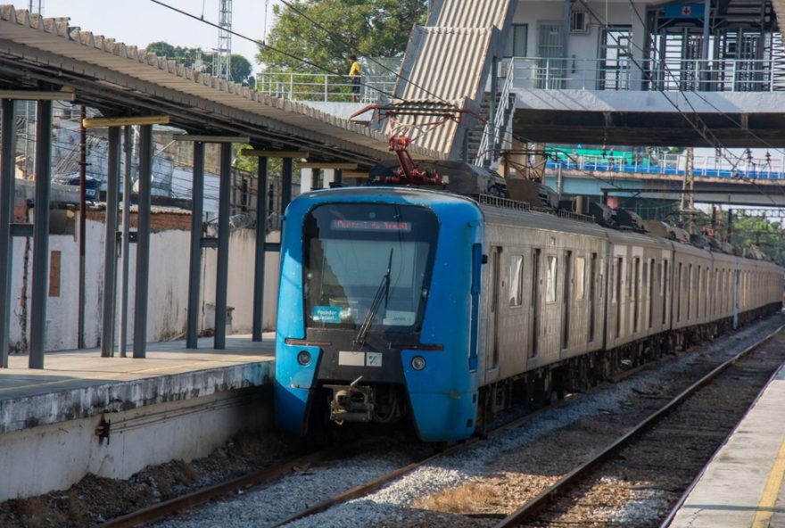 governador-castro-veta-projeto-que-proibe-equipamentos-sonoros-nos-transportes-publicos-rj3A-e-agora3F