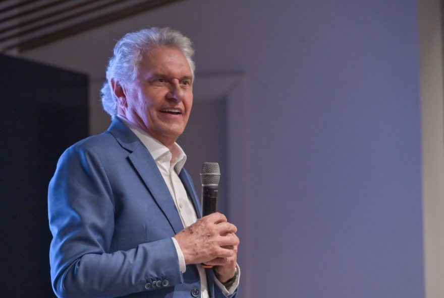 governador-de-goias-reafirma-pre-candidatura-e-descarta-aliancas-no-1o-turno