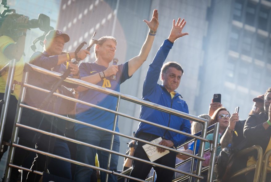 governador-de-sao-paulo-se-compromete-com-indulto-a-bolsonaro2C-gerando-polemica