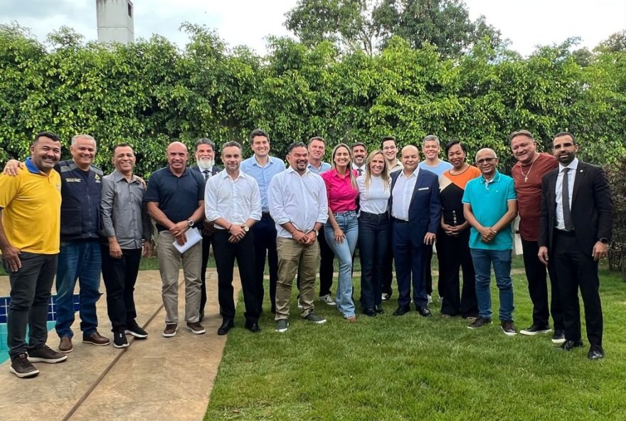 governador-do-df2C-ibaneis-rocha2C-e-vice-intensificam-articulacoes-com-deputados-em-almoco-estrategico governador-do-df2C-ibaneis-rocha2C-e-vice-intensificam-articulacoes-com-deputados-em-almoco-estrategico