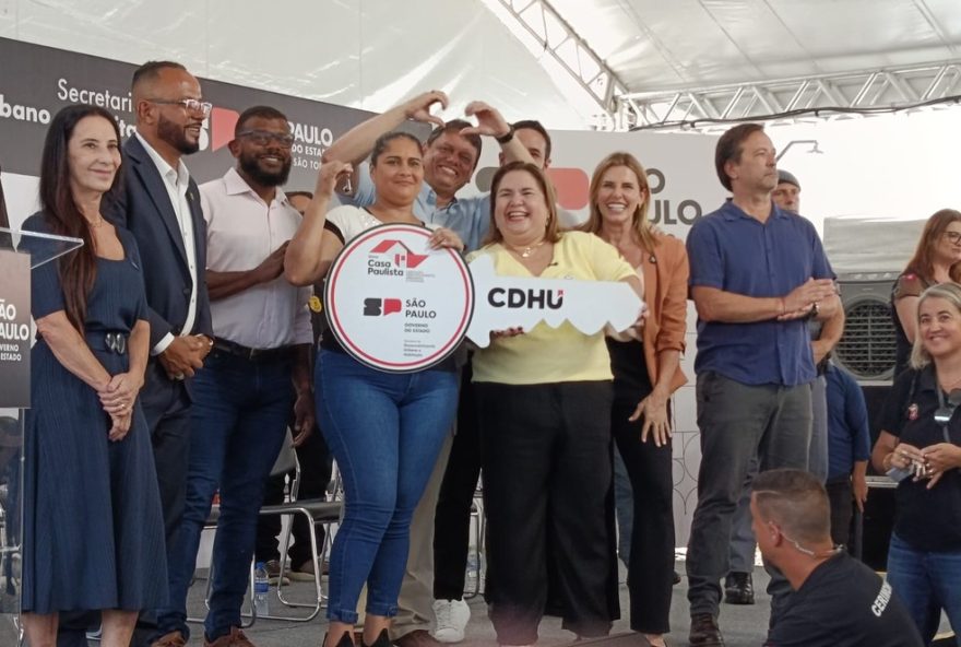 governador-entrega-1.075-moradias-em-cubatao-e-investe-r24-2232C9-milhoes-em-habitacao governador-entrega-1.075-moradias-em-cubatao-e-investe-r24-2232C9-milhoes-em-habitacao
