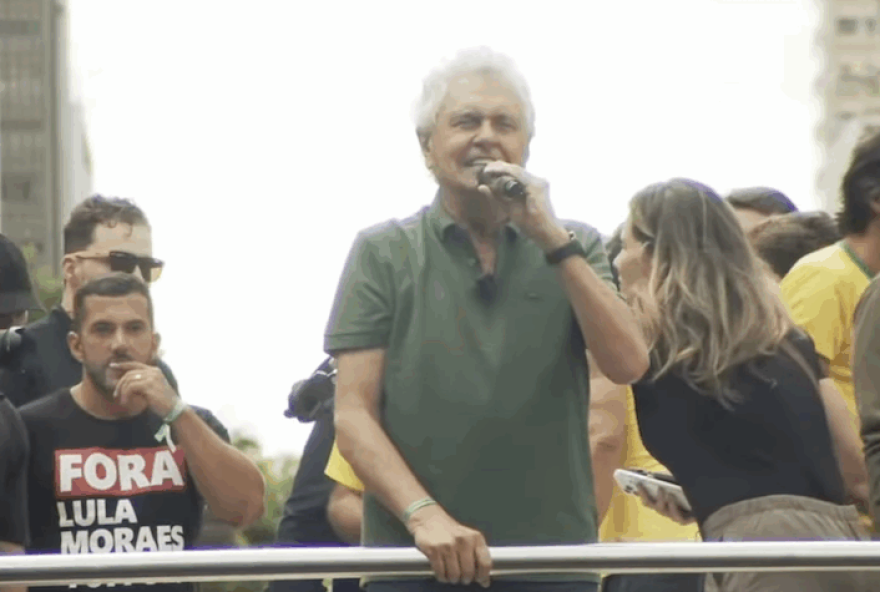 governador-ronaldo-caiado-afirma-ter-o-mesmo-objetivo-que-flavio-bolsonaro governador-ronaldo-caiado-afirma-ter-o-mesmo-objetivo-que-flavio-bolsonaro