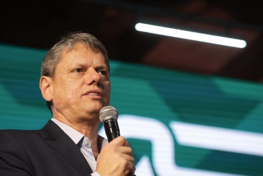 governador-tarcisio-enfatiza-tranquilidade-sobre-2026-e-destaca-papel-politico-de-bolsonaro
