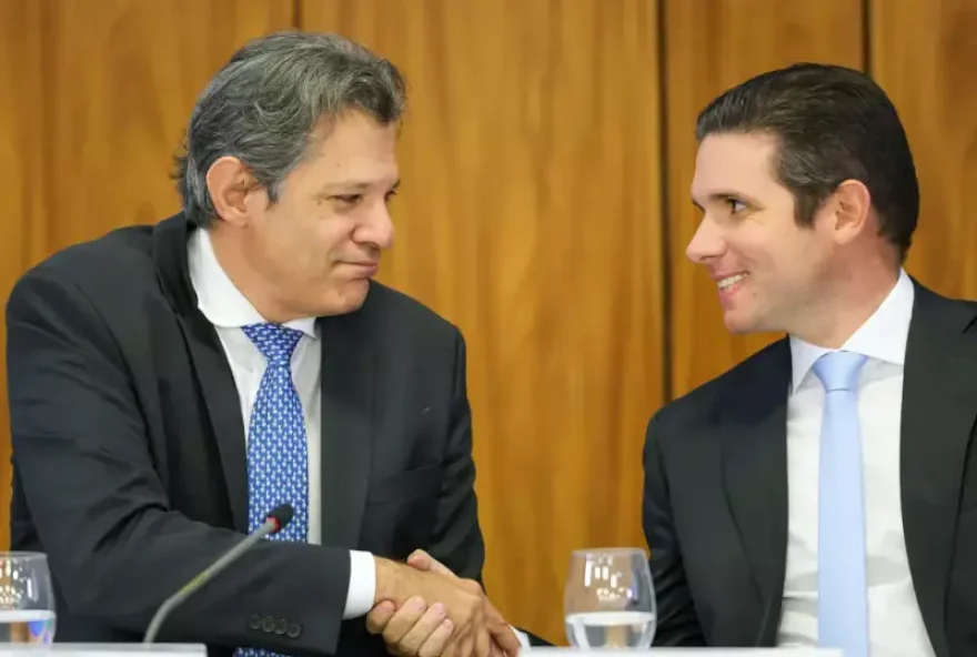 governo-avalia-com-motta-o-envio-de-mp-para-corte-imediato-de-despesas-e-recomposicao-do-orcamento
