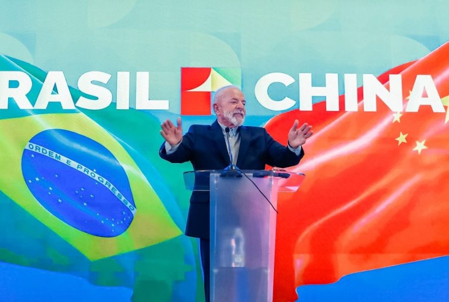 governo-da-china-se-dispoe-a-ajudar-o-brasil-apos-anuncio-de-tarifaco-por-trump
