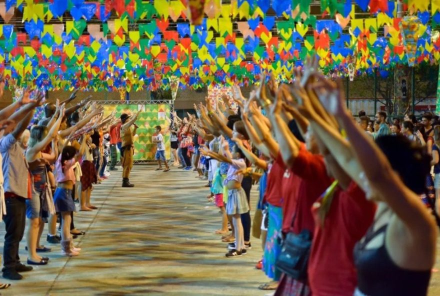 governo-de-pernambuco-transfere-ponto-facultativo-de-corpus-christi-para-vespera-de-sao-joao2C-promovendo-maior-tempo-de-descanso-e-diversao.-acompanhe-as-festividades-juninas-em-pernambuco