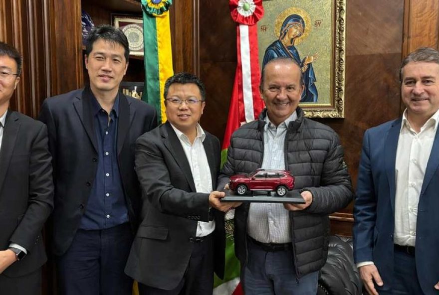 governo-de-sc-e-montadora-chinesa-discutem-parceria-em-reuniao-promissora3A-logistica2C-inovacao-e-sustentabilidade-em-pauta