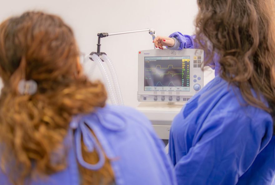 governo-do-parana-anuncia-concurso-publico-com-641-vagas-para-area-da-saude