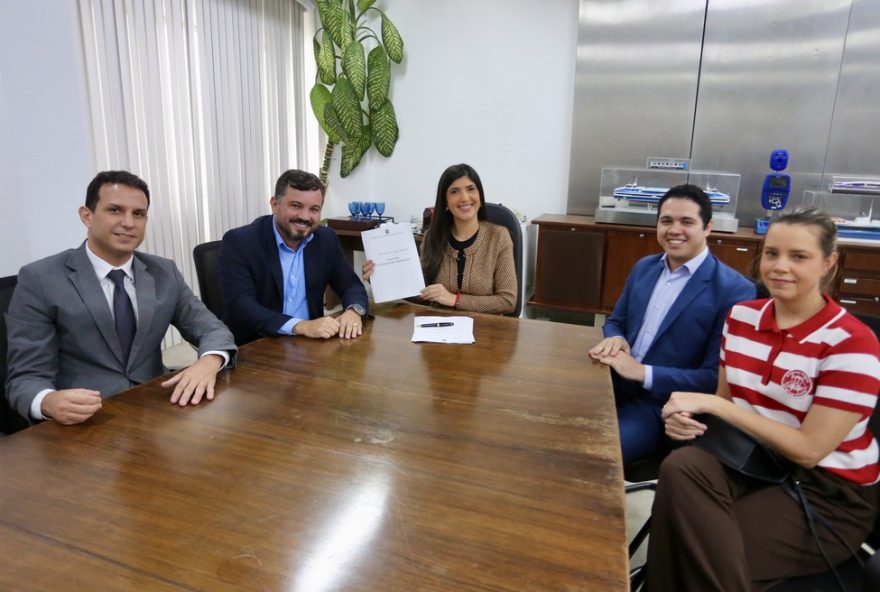 governo-do-rj-assina-contrato-com-novo-operador-de-trens-urbanos governo-do-rj-assina-contrato-com-novo-operador-de-trens-urbanos