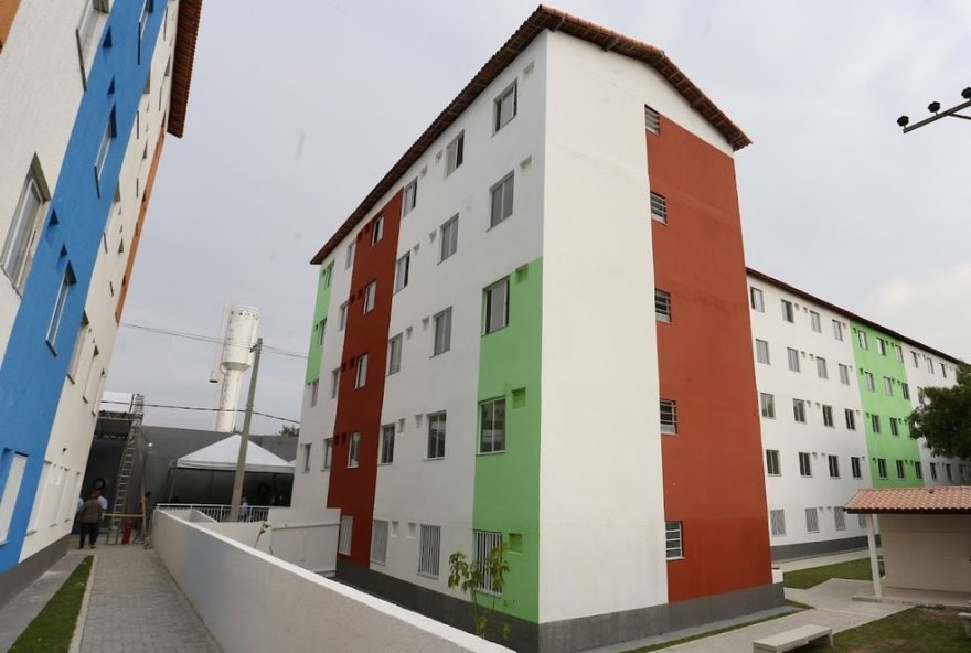 governo-do-rj-entrega-175-moradias-no-complexo-do-alemao-e-promove-inclusao-social