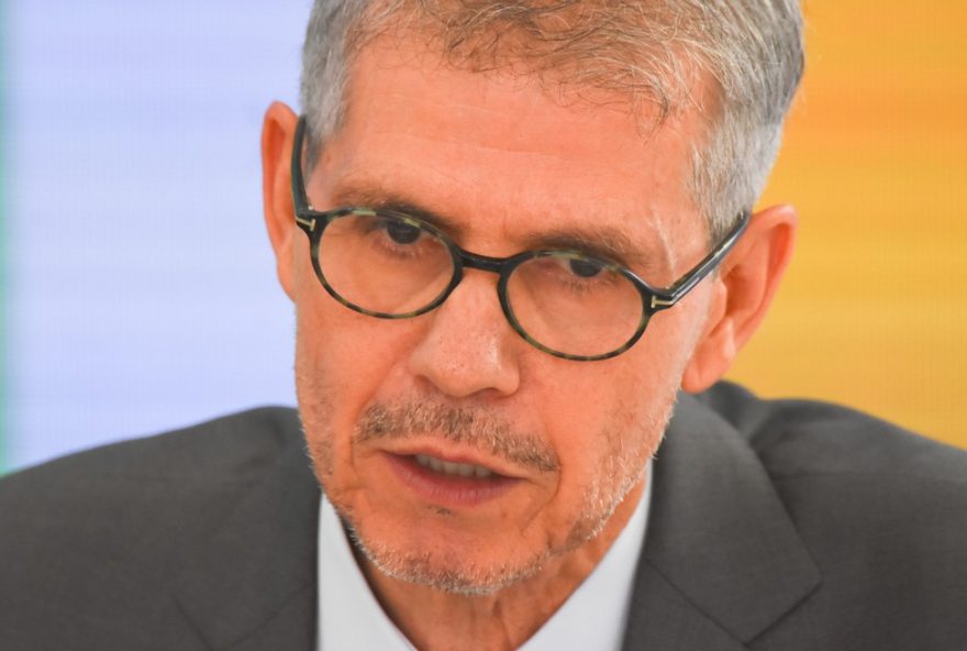 governo-enfrenta-crise-constante3A-sidonio-palmeira-e-a-gestao-da-secom