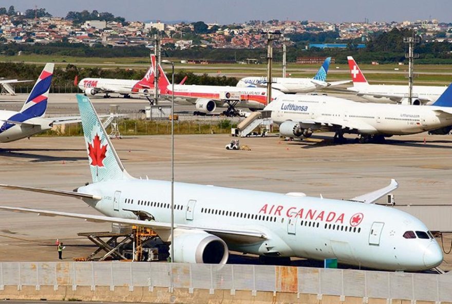 governo-estuda-reduzir-impostos-para-evitar-aumento-das-passagens-aereas-por-causa-da-guerra-no-oriente-medio governo-estuda-reduzir-impostos-para-evitar-aumento-das-passagens-aereas-por-causa-da-guerra-no-oriente-medio