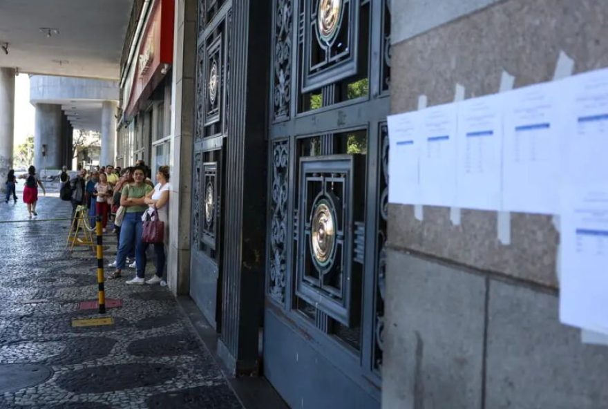 governo-prorroga-prazo-de-validade-da-primeira-edicao-do-concurso-publico-nacional-unificado governo-prorroga-prazo-de-validade-da-primeira-edicao-do-concurso-publico-nacional-unificado