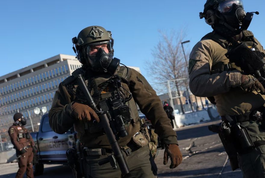 governo-trump-anuncia-uso-de-cameras-corporais-por-agentes-em-minneapolis governo-trump-anuncia-uso-de-cameras-corporais-por-agentes-em-minneapolis