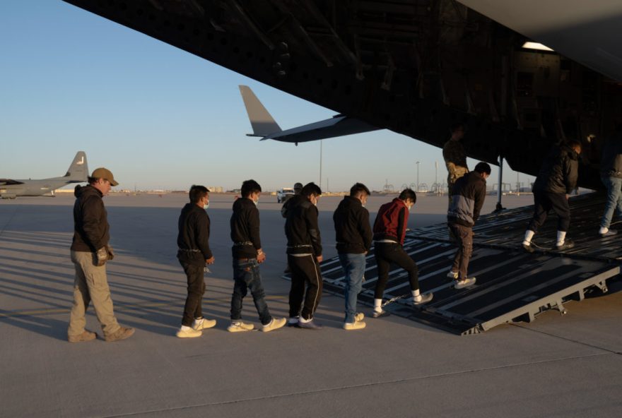 governo-trump-avalia-reality-para-imigrantes-competirem-por-cidadania