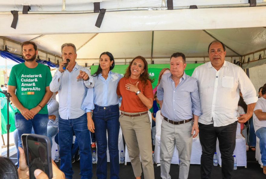 gracinha-caiado-inaugura-unidade-dos-bombeiros-e-entrega-casas-em-barro-alto gracinha-caiado-inaugura-unidade-dos-bombeiros-e-entrega-casas-em-barro-alto