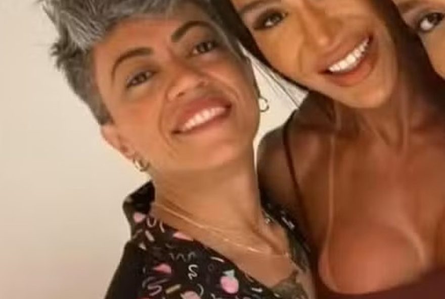 gracyanne-barbosa-e-assaltada-na-barra-da-tijuca3A-irma-detalha-momento-tenso gracyanne-barbosa-e-assaltada-na-barra-da-tijuca3A-irma-detalha-momento-tenso
