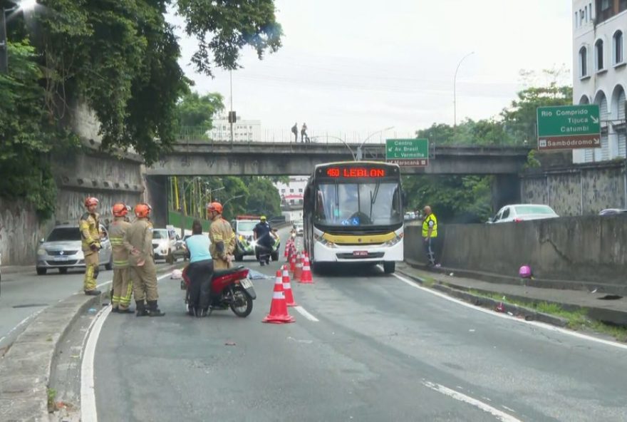 grave-acidente-deixa-vitima-fatal-e-congestionamento-no-tunel-reboucas