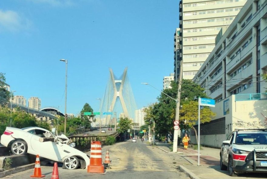 grave-acidente-na-avenida-roberto-marinho3A-guardrail-perfura-carro-na-zona-sul-de-sp2C-levantando-questoes-sobre-seguranca-viaria grave-acidente-na-avenida-roberto-marinho3A-guardrail-perfura-carro-na-zona-sul-de-sp2C-levantando-questoes-sobre-seguranca-viaria