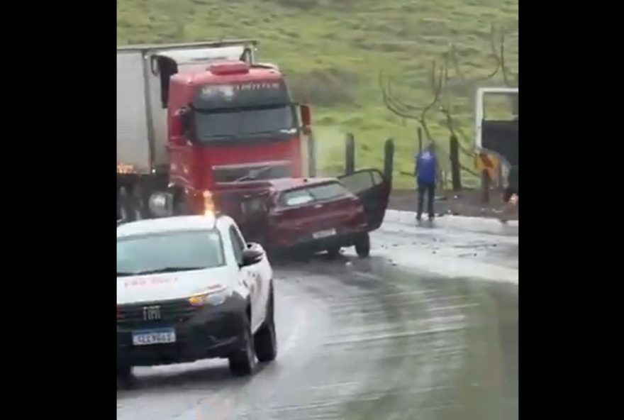 grave-acidente-na-br-381-resulta-em-uma-morte-e-tres-feridos grave-acidente-na-br-381-resulta-em-uma-morte-e-tres-feridos