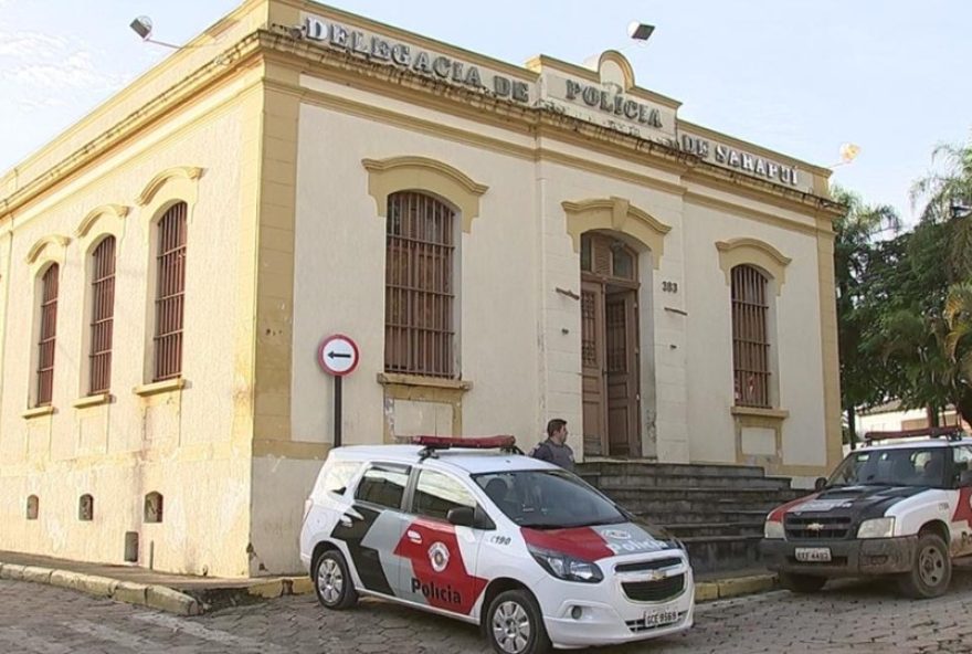 gravida-agredida-com-marteladas-faz-parto-emergencial3A-suspeito-esta-foragido