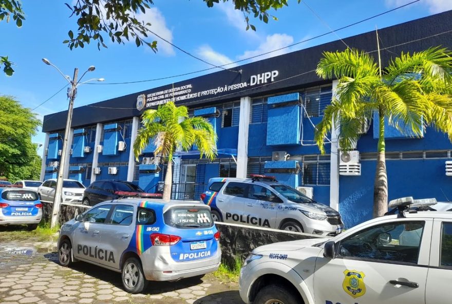 gravida-e-assassinada-a-tiros-no-centro-do-recife3A-policia-investiga-caso-de-homicidio-e-tentativa-de-homicidio