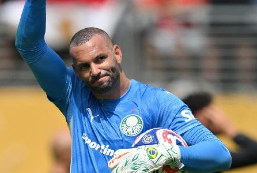 gremio-busca-contornar-insatisfacao-do-palmeiras-por-acordo-com-weverton gremio-busca-contornar-insatisfacao-do-palmeiras-por-acordo-com-weverton