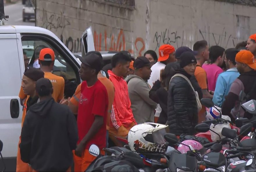 greve-de-garis-em-bh-termina-apos-tres-dias3A-acordo-restabelece-servico-de-coleta-de-lixo greve-de-garis-em-bh-termina-apos-tres-dias3A-acordo-restabelece-servico-de-coleta-de-lixo