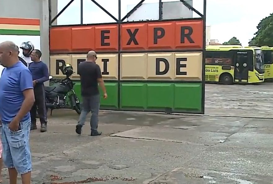 greve-dos-rodoviarios-do-expresso-rei-de-franca-persiste-mesmo-apos-fim-da-paralisacao-geral3A-salarios-atrasados-e-beneficios-pendentes greve-dos-rodoviarios-do-expresso-rei-de-franca-persiste-mesmo-apos-fim-da-paralisacao-geral3A-salarios-atrasados-e-beneficios-pendentes