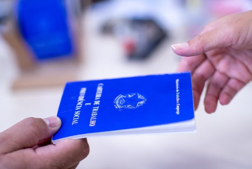 grupo-mrh-abre-28-vagas-de-emprego-no-ceara3A-confira-oportunidades-disponiveis