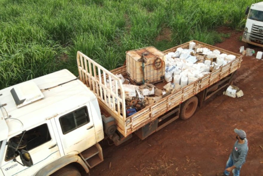 guarda-civil-de-ribeirao-preto-recupera-carga-de-agrotoxicos-avaliada-em-r24-200-mil-em-fazenda guarda-civil-de-ribeirao-preto-recupera-carga-de-agrotoxicos-avaliada-em-r24-200-mil-em-fazenda