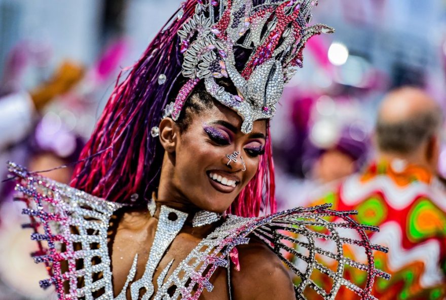 guia-completo-do-carnaval-20253A-onde-assistir-aos-desfiles-das-escolas-de-samba-do-rio-de-janeiro