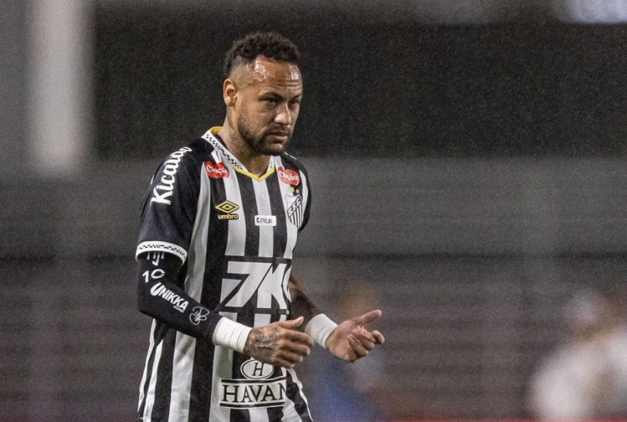 guilherme-pitta2C-amigo-de-neymar2C-critica-de-apos-eliminacao-na-copa-do-brasil3A-22elenco-pequeno22