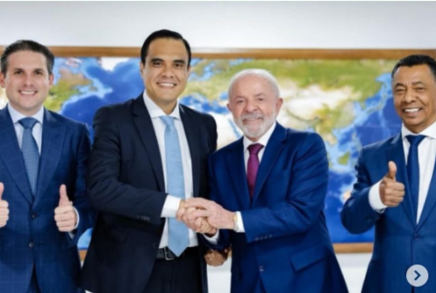 gustavo-feliciano-exalta-a-lideranca-de-hugo-motta-durante-posse gustavo-feliciano-exalta-a-lideranca-de-hugo-motta-durante-posse