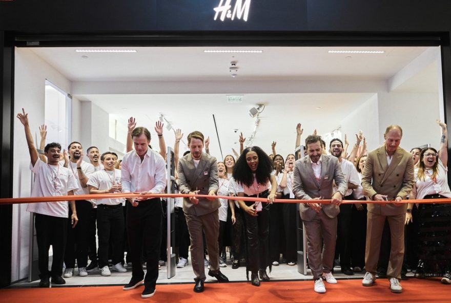 h26m-abre-40-vagas-de-emprego-no-shopping-dom-pedro-em-campinas3A-salarios-de-ate-r24-22C3-mil