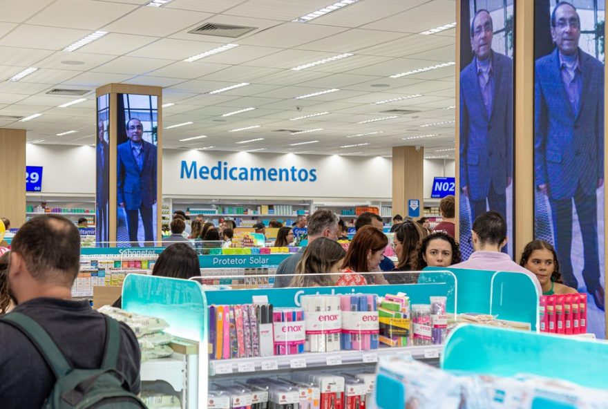 hiperfarmacia-drogamax-inova-com-espaco-saude-em-sao-jose-do-rio-preto-sp