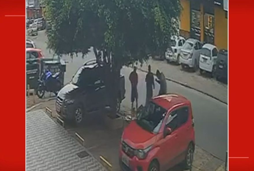 homem-agredido-por-engano-no-df3A-confundido-com-seu-irmao-gemeo homem-agredido-por-engano-no-df3A-confundido-com-seu-irmao-gemeo