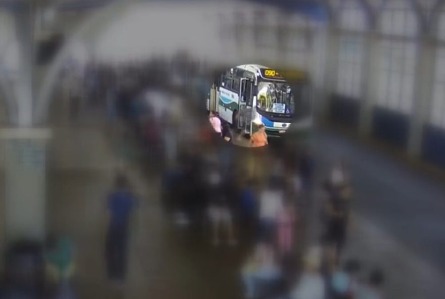 homem-aproveita-aglomeracao-em-onibus-para-importunar-mulher-em-cascavel3A-policia-pede-ajuda-na-identificacao homem-aproveita-aglomeracao-em-onibus-para-importunar-mulher-em-cascavel3A-policia-pede-ajuda-na-identificacao