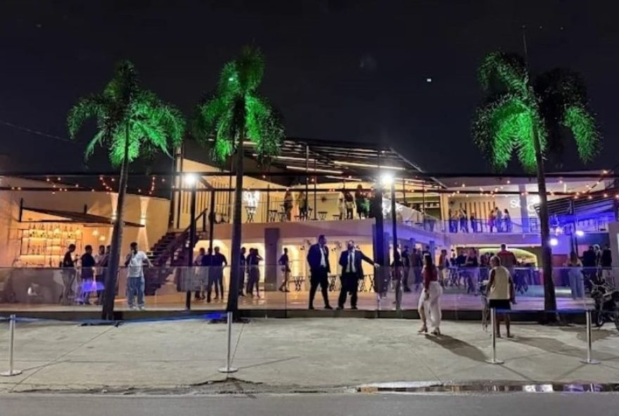 homem-baleado-por-pm-em-casa-de-shows-na-zona-oeste-e-enterrado