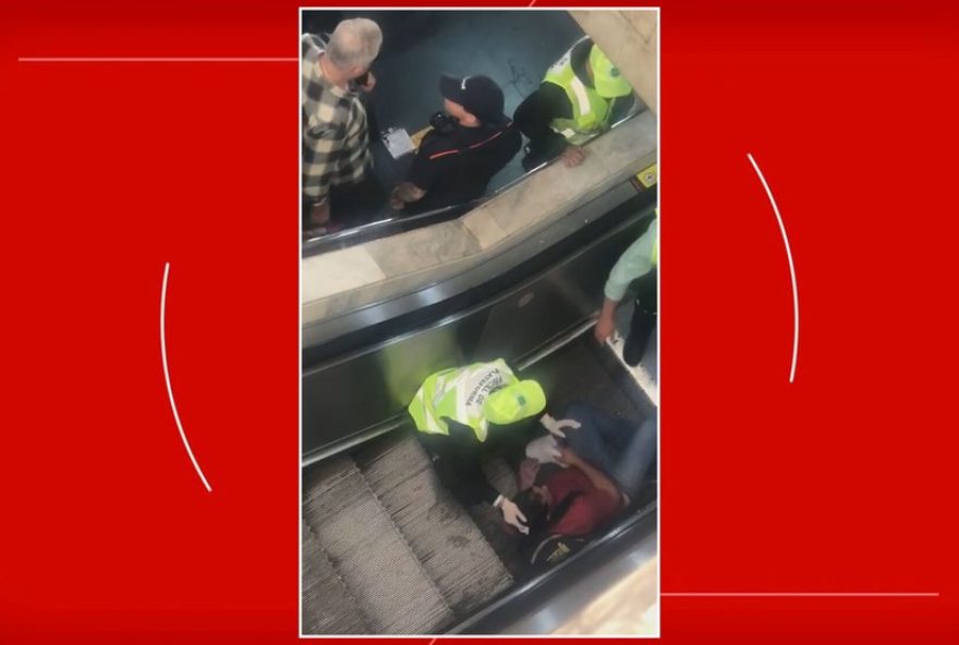 homem-cai-e-fica-preso-em-escada-rolante-da-rodoviaria-de-brasilia3A-video-mostra-resgate-e-atendimento-medico