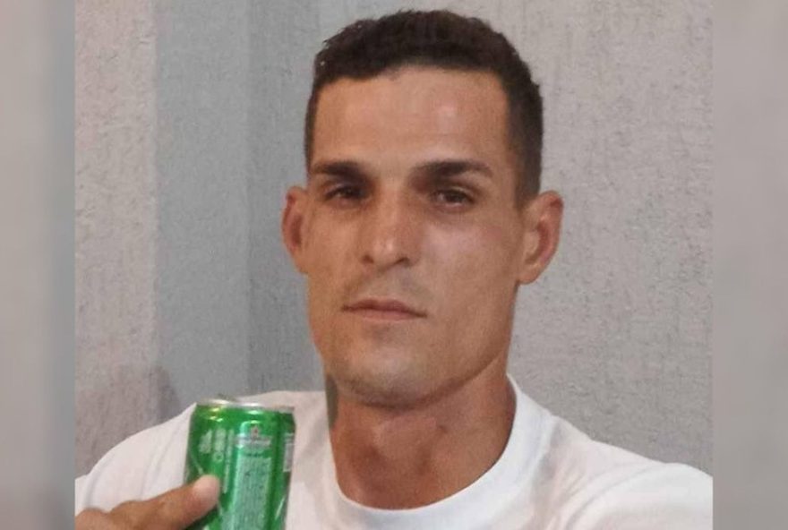 homem-de-29-anos-e-achado-morto-com-sinais-de-violencia-em-mesopolis-sp homem-de-29-anos-e-achado-morto-com-sinais-de-violencia-em-mesopolis-sp