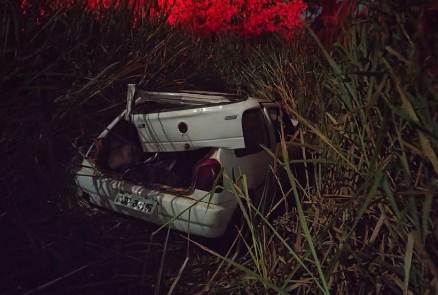 homem-de-30-anos-e-encontrado-morto-dentro-de-carro-na-br-3522C-em-para-de-minas