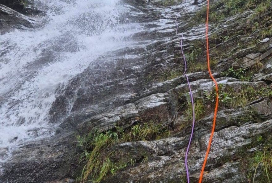 homem-de-35-anos-morre-em-acidente-de-rapel-por-cabeca-dagua-na-serra-do-cipo homem-de-35-anos-morre-em-acidente-de-rapel-por-cabeca-dagua-na-serra-do-cipo