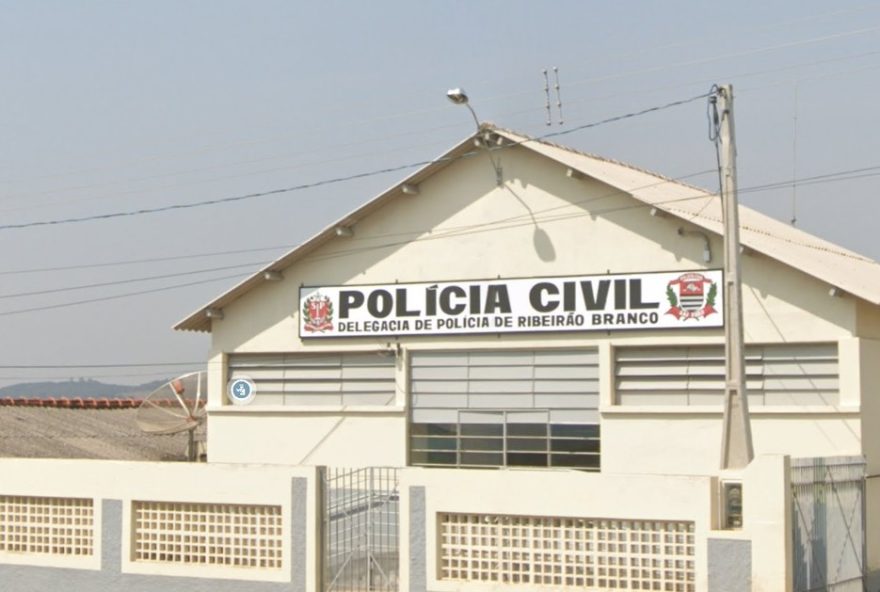 homem-de-43-anos-e-baleado-em-festa-de-natal-em-ribeirao-branco3A-suspeito-e-o-proprietario-do-imovel-de-47-anos homem-de-43-anos-e-baleado-em-festa-de-natal-em-ribeirao-branco3A-suspeito-e-o-proprietario-do-imovel-de-47-anos