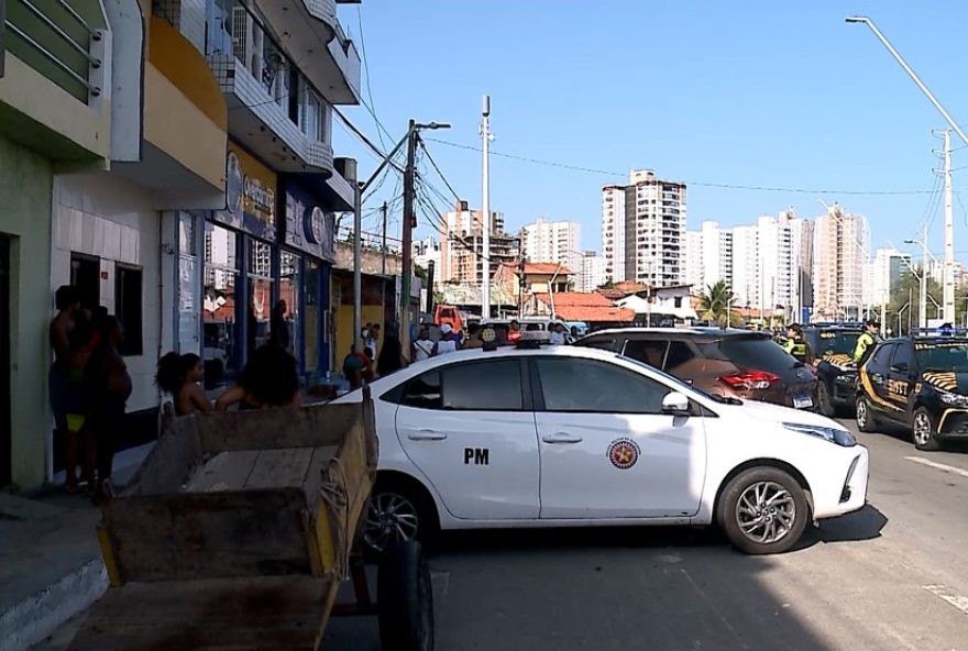 homem-de-52-anos-morre-apos-ser-baleado-em-assalto-na-lagoa-da-jansen2C-em-sao-luis3A-policia-busca-suspeito homem-de-52-anos-morre-apos-ser-baleado-em-assalto-na-lagoa-da-jansen2C-em-sao-luis3A-policia-busca-suspeito